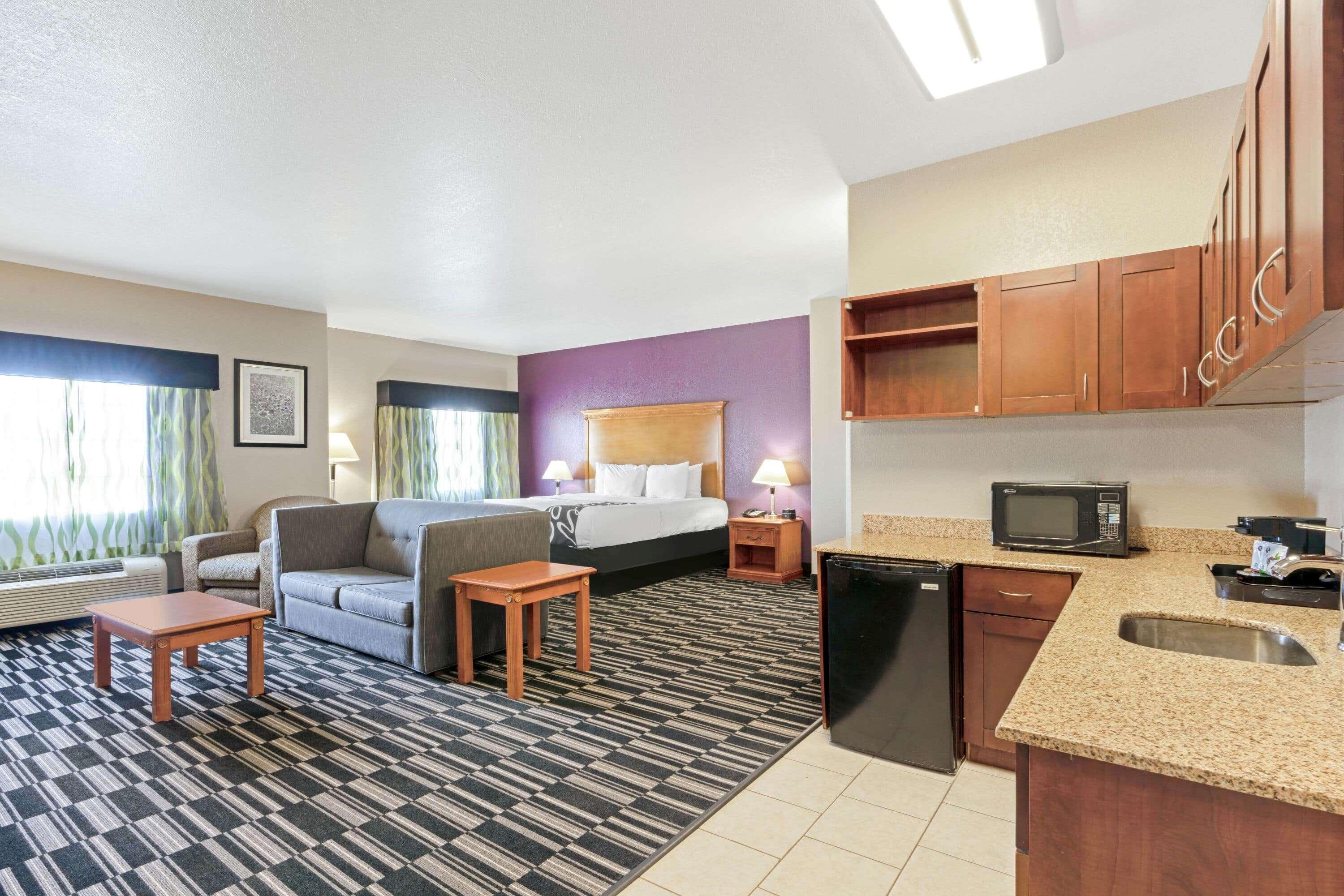 Hotel La Quinta By Wyndham Ada Esterno foto